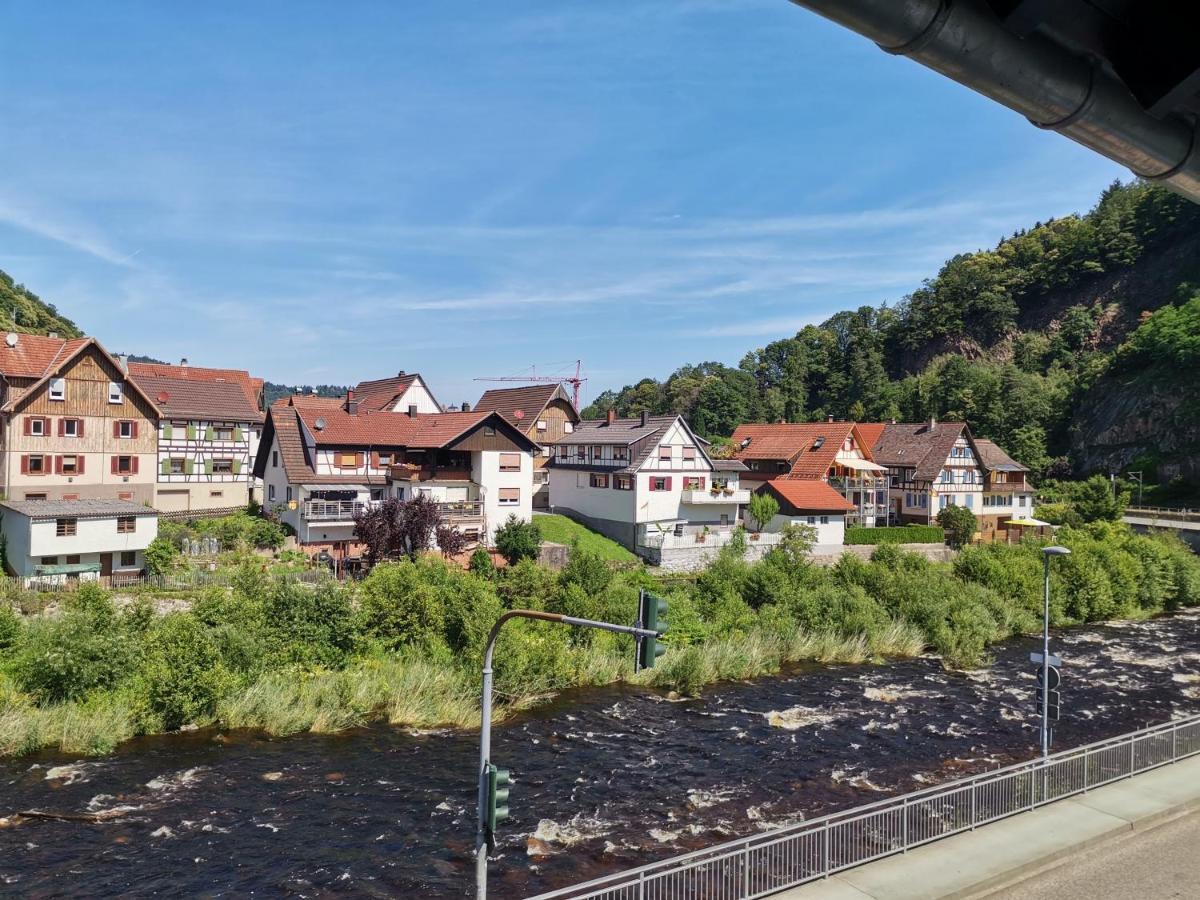 Hotel Gruener Baum - Hotel Im Murgtal, Schwarzwald Weisenbach Luaran gambar