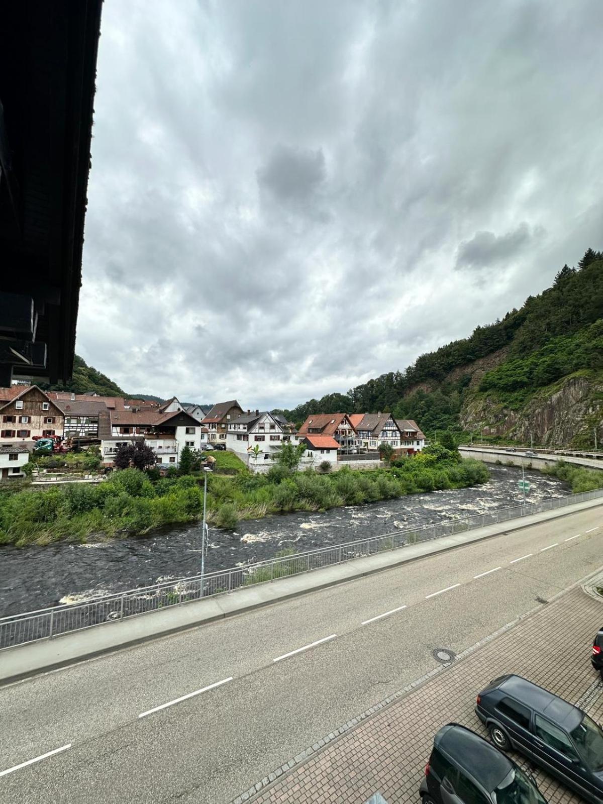 Hotel Gruener Baum - Hotel Im Murgtal, Schwarzwald Weisenbach Luaran gambar