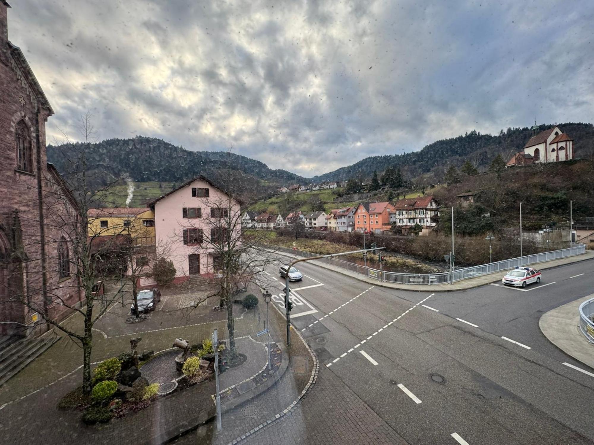 Hotel Gruener Baum - Hotel Im Murgtal, Schwarzwald Weisenbach Luaran gambar